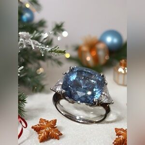 Blue topaz ring size 5